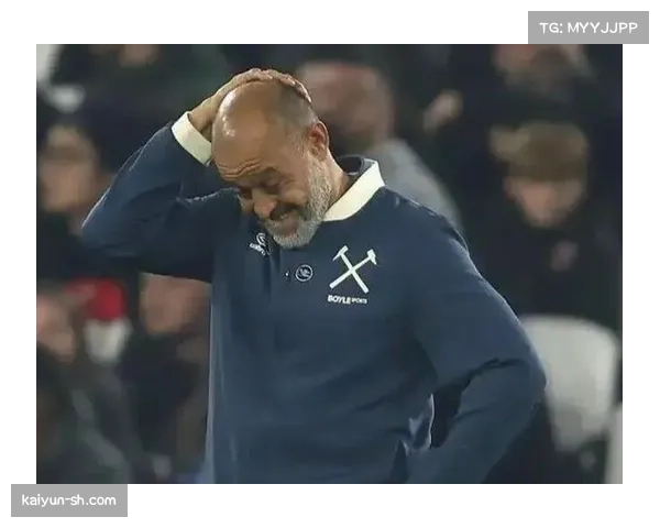 利兹联半场领先，阿伦森首开纪录，罗登扩大优势战西汉姆联